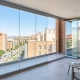 Cortina de cristal instalada en la terraza de un ático en Getafe